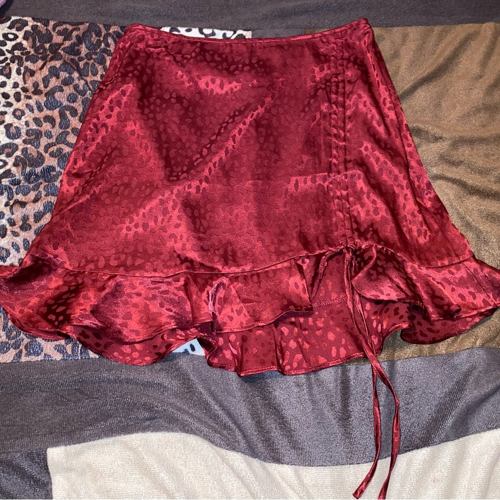 Forever 21 plum ruched mini skirt